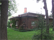 1040 S VAN BUREN ST 1040 S VAN BUREN ST, a Prairie School house, built in Green Bay, Wisconsin in 1921.