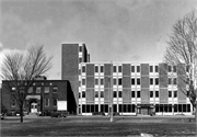 620 S CENTRAL AVE, a Contemporary hospital/medical clinic, built in Marshfield, Wisconsin in 1926.