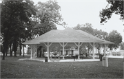 TAYLOR PARK TAYLOR PARK, a Colonial Revival/Georgian Revival park shelter/building, built in Fond du Lac, Wisconsin in 1900.