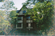 2801 W MCKINLEY BLVD, a Craftsman house, built in Milwaukee, Wisconsin in 1905.