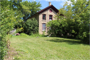 W162 N11842 FOND DU LAC AVE, a Italianate house, built in Germantown, Wisconsin in 1878.