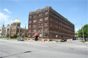 2904 W WISCONSIN AVE, a English Revival Styles apartment/condominium, built in Milwaukee, Wisconsin in 1920.