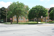 3120-3128 W WISCONSIN AVE, a Twentieth Century Commercial apartment/condominium, built in Milwaukee, Wisconsin in 1923.