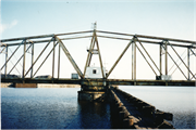 MISSISSIPPI RIVER, NORTH OF CASS ST BRIDGE IN NORTH LA CROSSE, a NA (unknown or not a building) bridge, built in La Crosse, Wisconsin in 1902.