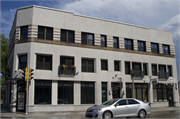 760 N 27TH ST (A.K.A. 2639 W WELLS ST), a Commercial Vernacular large retail building, built in Milwaukee, Wisconsin in 1916.