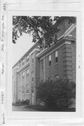 2426 E WASHINGTON AVE, a Colonial Revival/Georgian Revival apartment/condominium, built in Madison, Wisconsin in 1920.