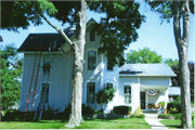 149 W LAFLIN AVE, a Queen Anne house, built in Waukesha, Wisconsin in 1886.