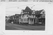 501 W WASHINGTON AVE, a Queen Anne duplex/two-flat, built in Madison, Wisconsin in 1896.