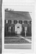 1154 SHERMAN AVE, a Colonial Revival/Georgian Revival house, built in Madison, Wisconsin in 1921.