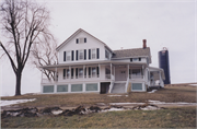 W6303 HEFTY RD, a Gabled Ell house, built in Washington, Wisconsin in 1880.