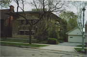 2420 N TERRACE AVE, a Prairie School house, built in Milwaukee, Wisconsin in 1917.
