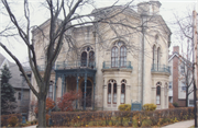 424 N PINCKNEY ST, a Romanesque Revival house, built in Madison, Wisconsin in 1857.