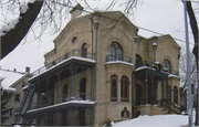 424 N PINCKNEY ST, a Romanesque Revival house, built in Madison, Wisconsin in 1857.