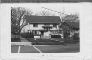 1004 SHERMAN AVE, a Prairie School house, built in Madison, Wisconsin in 1913.