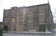 301-303 S BLOUNT ST, a Astylistic Utilitarian Building industrial bldg/manufacturing facility, built in Madison, Wisconsin in 1898.