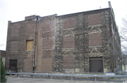 301-303 S BLOUNT ST, a Astylistic Utilitarian Building industrial building, built in Madison, Wisconsin in 1898.