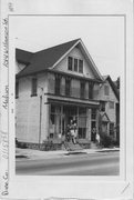 1014 WILLIAMSON ST, a Front Gabled small retail building, built in Madison, Wisconsin in 1904.
