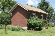1629 W CTH M, a Colonial Revival/Georgian Revival garage (residential), built in Fulton, Wisconsin in 1917.