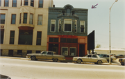 106 N MAIN ST, a Queen Anne tavern/bar, built in Viroqua, Wisconsin in 1899.