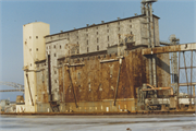 2 BANKS AVE, a Astylistic Utilitarian Building grain elevator/feed mill, built in Superior, Wisconsin in 1887.