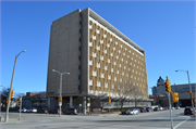 819 N 6TH ST, a Contemporary large office building, built in Milwaukee, Wisconsin in 1961.