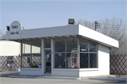 1006 VELP AVE, a Commercial Vernacular gas station/service station, built in Green Bay, Wisconsin in 1953.