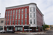 2 S MAIN ST, a Queen Anne large retail building, built in Janesville, Wisconsin in 1855.