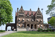 2000 W WISCONSIN AVE, a German Renaissance Revival house, built in Milwaukee, Wisconsin in 1890.