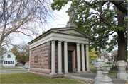 1221 CLARY ST, OAKWOOD CEMETERY, a Neoclassical/Beaux Arts cemetery building/monument, built in Beloit, Wisconsin in 1883.