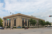 409 PLEASANT ST, a Neoclassical/Beaux Arts post office, built in Beloit, Wisconsin in 1915.
