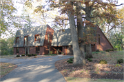 2683 E COLLINGSWOOD DR, a Late-Modern house, built in Beloit, Wisconsin in 1970.