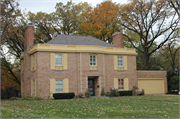 1826 SHERWOOD DR SW, a Colonial Revival/Georgian Revival house, built in Beloit, Wisconsin in 1938.
