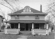 952-956 SPAIGHT ST, a Prairie School house, built in Madison, Wisconsin in 1906.