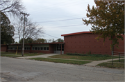 825 LIBERTY AVE, a Contemporary elementary, middle, jr.high, or high, built in Beloit, Wisconsin in 1976.
