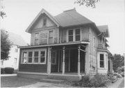 133 W LINCOLN ST, a Queen Anne house, built in Oregon, Wisconsin in 1894.
