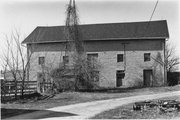 N SIDE OF OLD STAGE RD, .7 M W OF CENTER RD, a Astylistic Utilitarian Building barn, built in Rutland, Wisconsin in 1855.