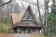 1910 LEHMAN ST, a Contemporary house, built in Eau Claire, Wisconsin in 1967.