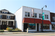 3309 WASHINGTON AVE, a Commercial Vernacular large retail building, built in Racine, Wisconsin in 1930.