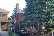 3520 WASHINGTON AVE, a American Foursquare house, built in Racine, Wisconsin in 1922.