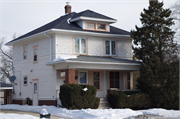 3602 WASHINGTON AVE, a American Foursquare house, built in Racine, Wisconsin in 1925.