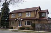 3525 WASHINGTON AVE, a Dutch Colonial Revival house, built in Racine, Wisconsin in 1925.