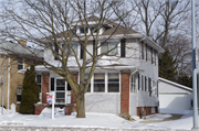 3616 WASHINGTON AVE, a American Foursquare house, built in Racine, Wisconsin in 1920.