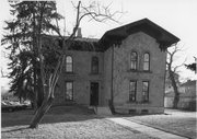 2709 SOMMERS AVE, a Italianate house, built in Madison, Wisconsin in 1863.