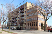 201-245 W MAPLE ST (A.K.A. 215 W MAPLE ST), a Commercial Vernacular industrial bldg/manufacturing facility, built in Milwaukee, Wisconsin in 1900.
