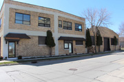 339 E STEWART ST (AKA 1982 S HILBERT ST), a Astylistic Utilitarian Building industrial bldg/manufacturing facility, built in Milwaukee, Wisconsin in 1917.