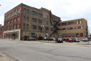 1506 W PIERCE ST, a Commercial Vernacular industrial bldg/manufacturing facility, built in Milwaukee, Wisconsin in 1911.