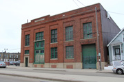 1734 S 1ST ST, a Commercial Vernacular industrial building, built in Milwaukee, Wisconsin in 1921.