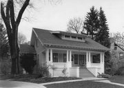 4202 MANDAN CRES, a Bungalow house, built in Madison, Wisconsin in 1917.