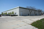607-627 E SUMMERFEST PL, a Astylistic Utilitarian Building industrial bldg/manufacturing facility, built in Milwaukee, Wisconsin in 1914.