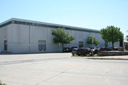 607-627 E SUMMERFEST PL, a Astylistic Utilitarian Building industrial bldg/manufacturing facility, built in Milwaukee, Wisconsin in 1914.